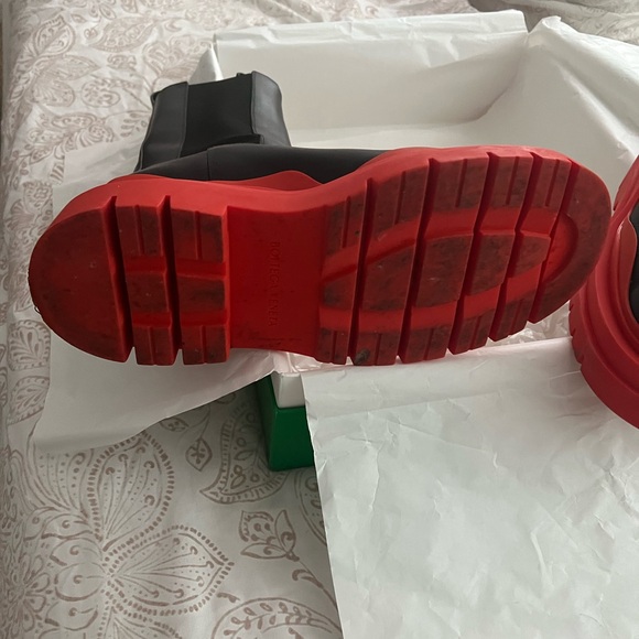 Bottega Veneta Woman’s Tire Chelsea Boots - Picture 10 of 13